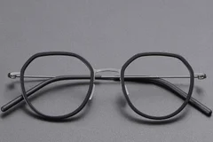 BS1913-0520_Black_Geometric_Titanium_Glasses_front