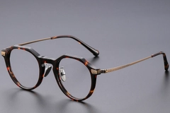 BS1913-0533_Tortoiseshell_Oval_Titanium_Glasses_corner
