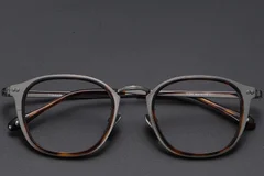BS1913-0537_Tortoiseshell_Oval_Titanium_Glasses_front