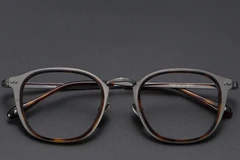 BS1913-0537_Tortoiseshell_Oval_Titanium_Glasses_front