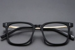 BS1913-0543_Black_Rectangular_Titanium_Glasses_front