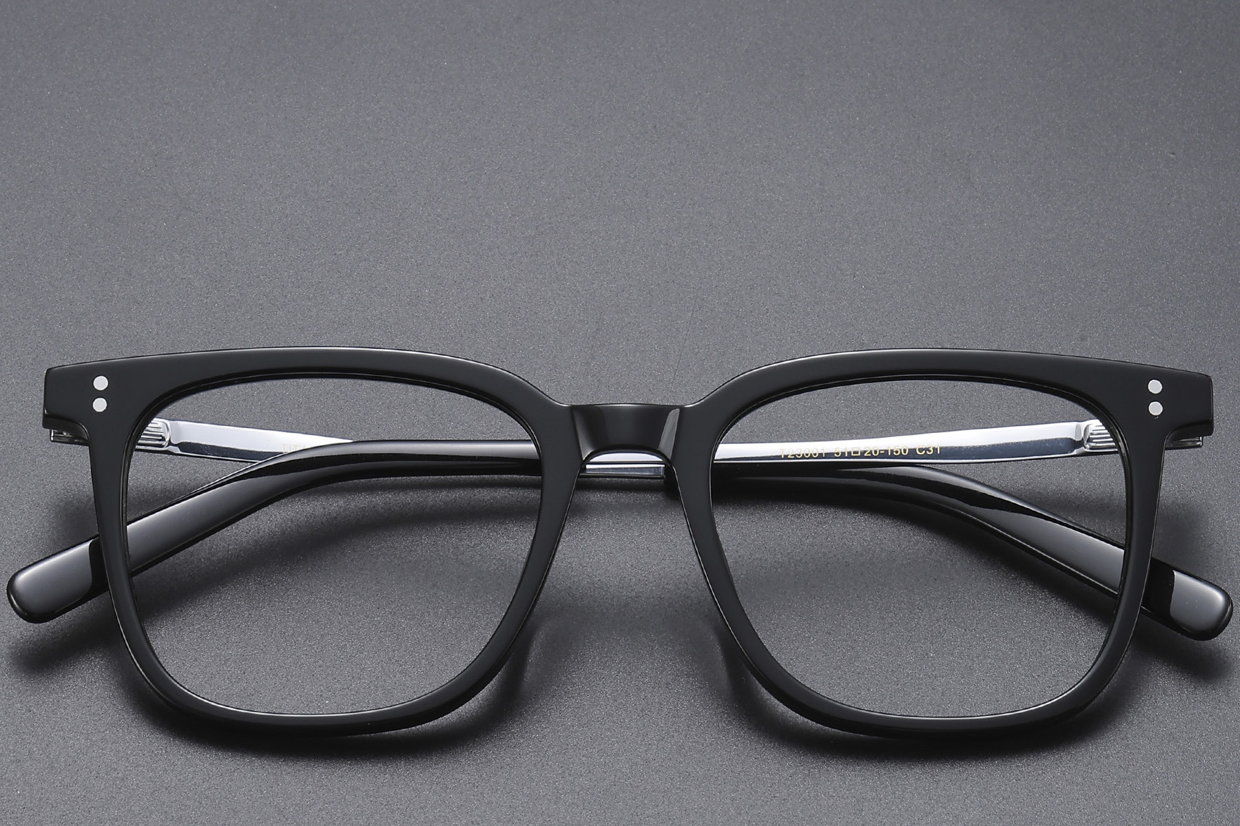 BS1913-0544_Black_Rectangular_Titanium_Glasses_front