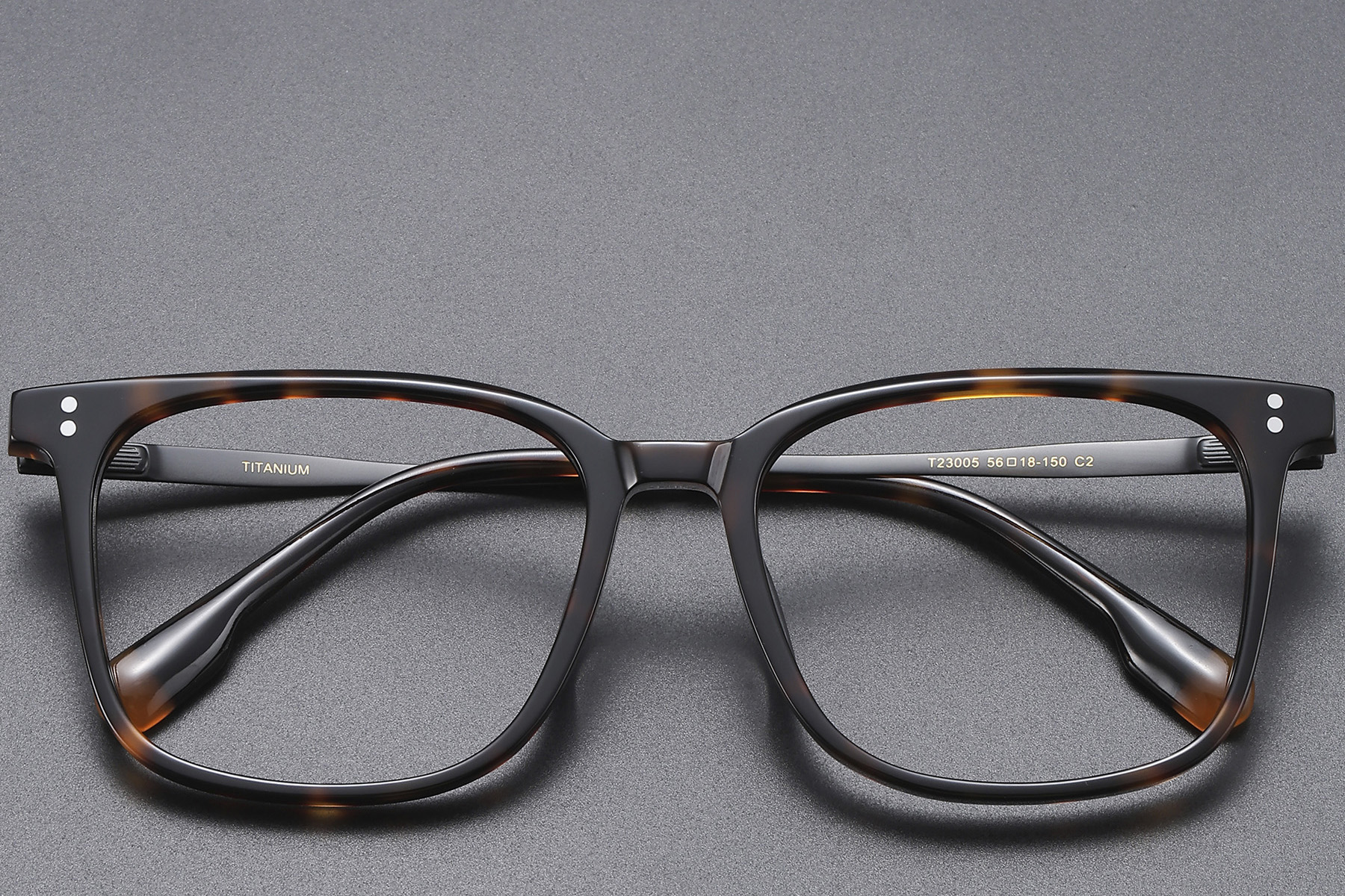 BS1913-0546_Tortoiseshell_Rectangular_Titanium_Glasses_front