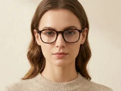 BS1913-0550_Tortoiseshell_Rectangular_Titanium_Glasses-tryon_female