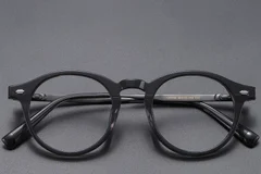 BS1913-0554_Grey_Oval_Titanium_Glasses_front