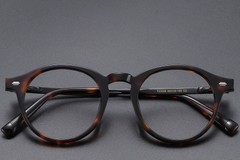 BS1913-0555_Tortoiseshell_Oval_Titanium_Glasses_front