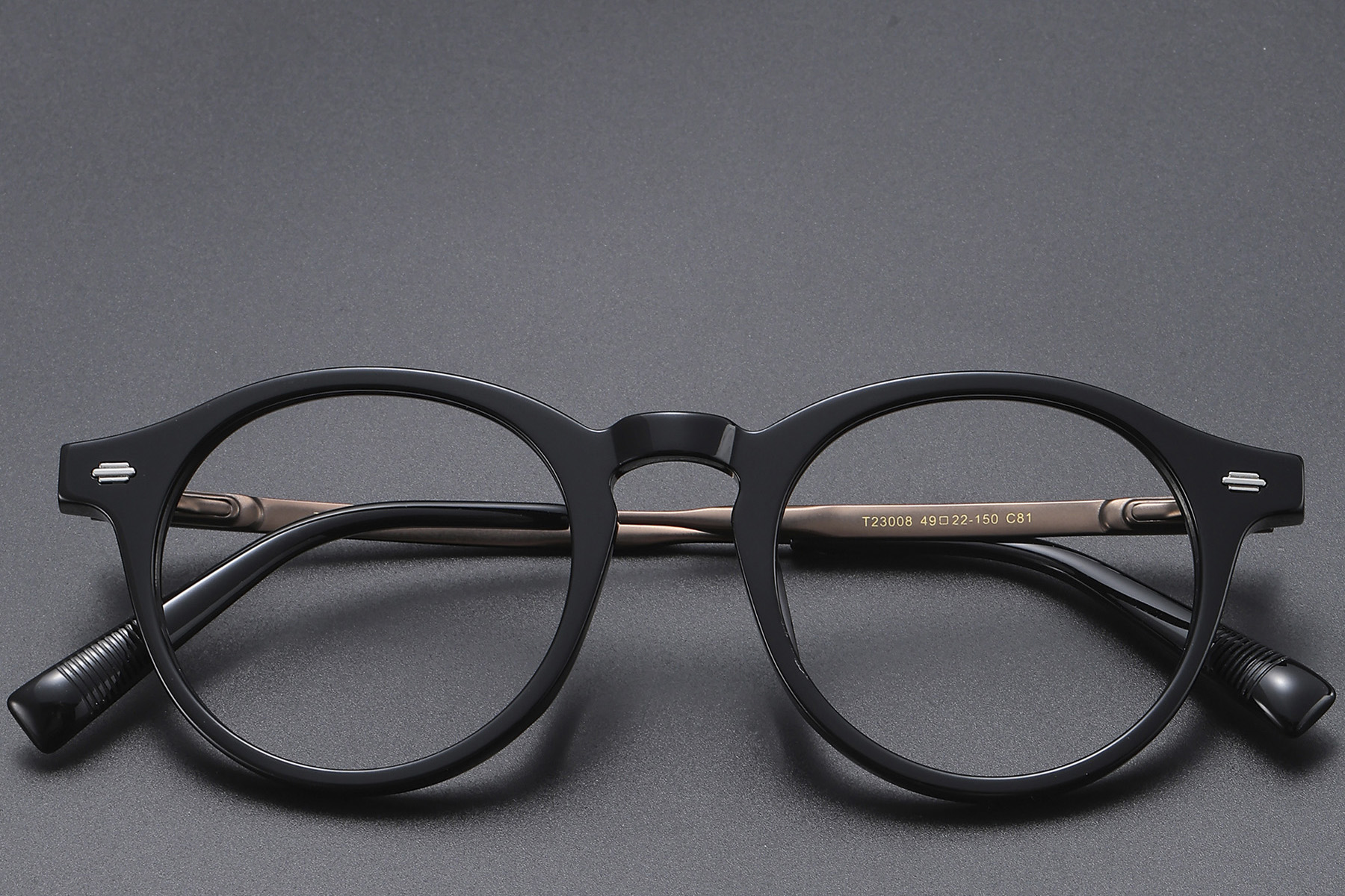 BS1913-0556_Black_Oval_Titanium_Glasses_front