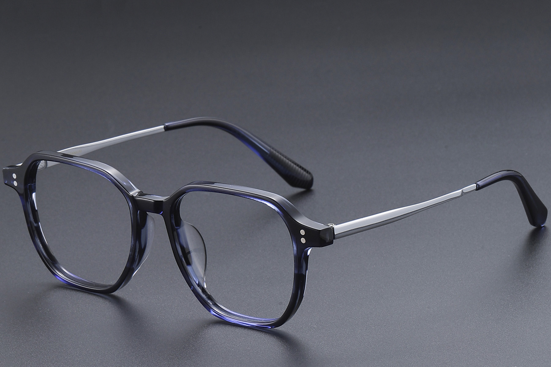 BS1913-0557_Blue_Rectangular_Titanium_Glasses_corner