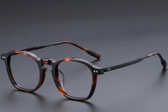 BS1913-0565_Tortoiseshell_Rectangular_Titanium_Glasses_corner