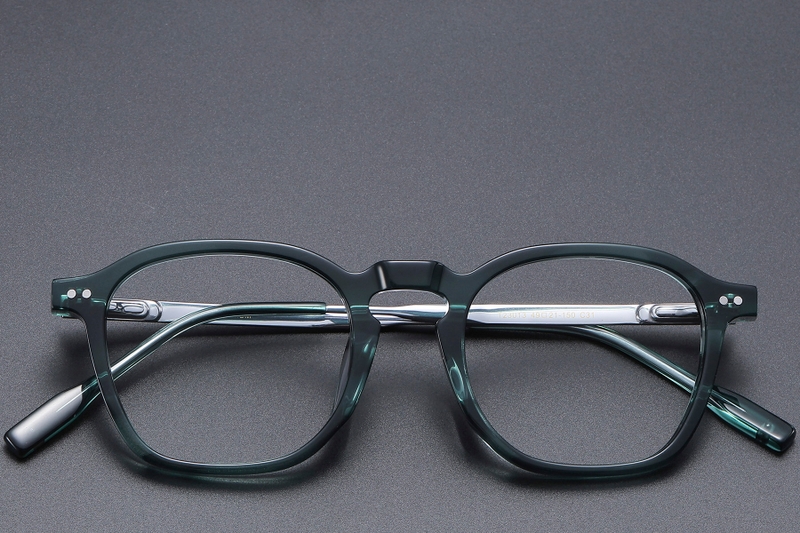 Lens Rectangular Green Rectangular Green Titanium Glasses #BS1913-0566