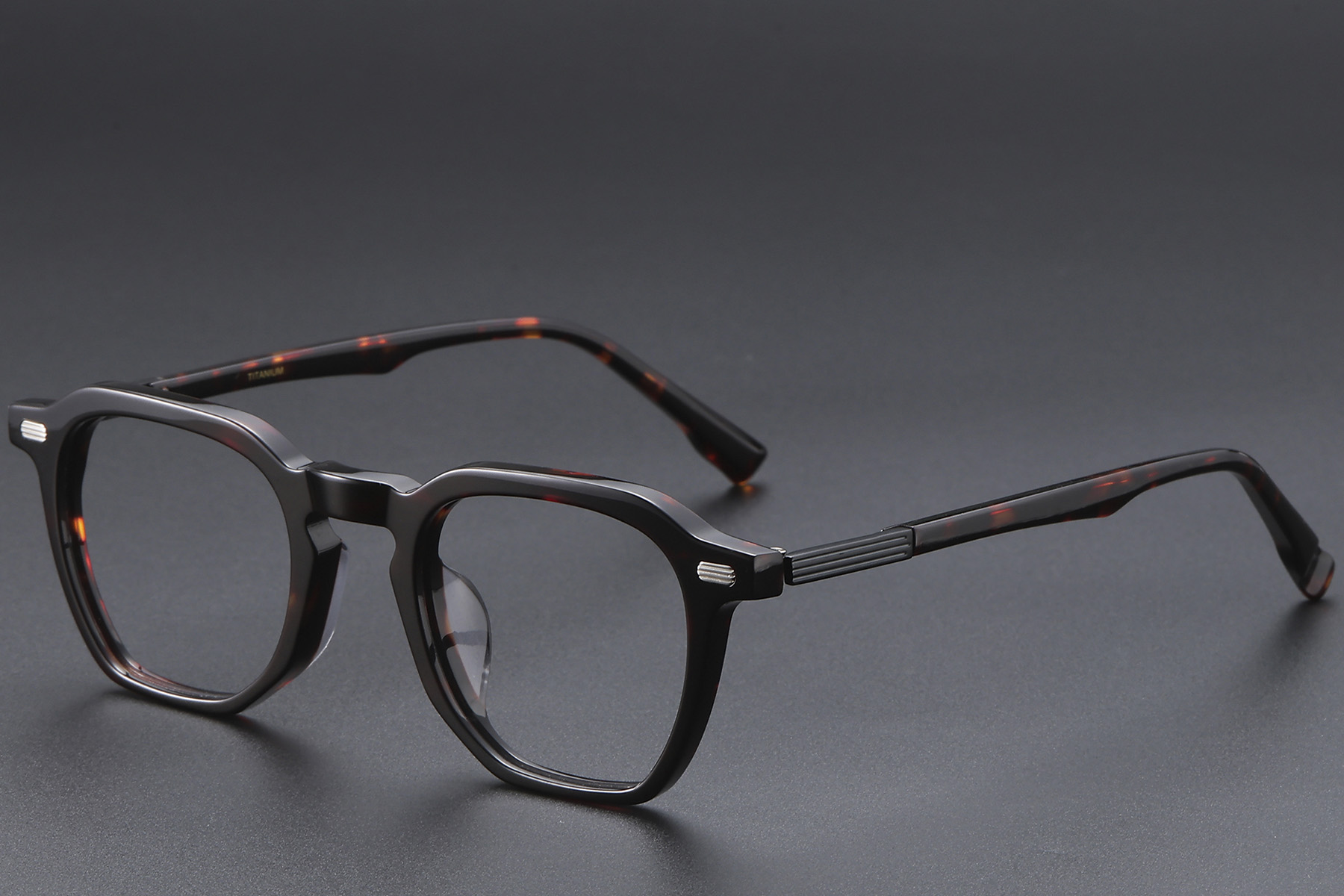 BS1913-0602_Tortoiseshell_Rectangular_TR90_glasses_corner