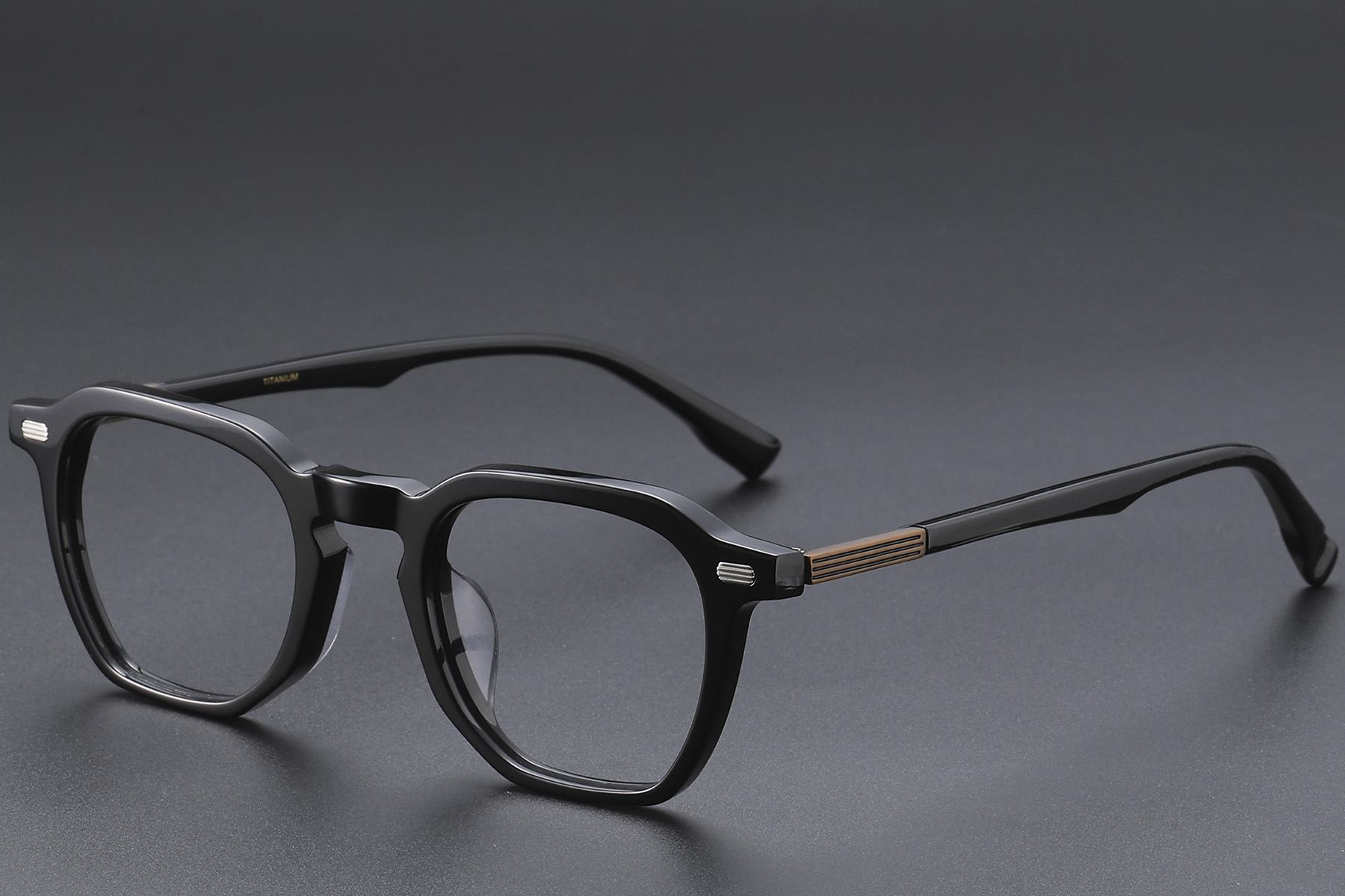 BS1913-0604_Black_Rectangular_TR90_glasses_corner