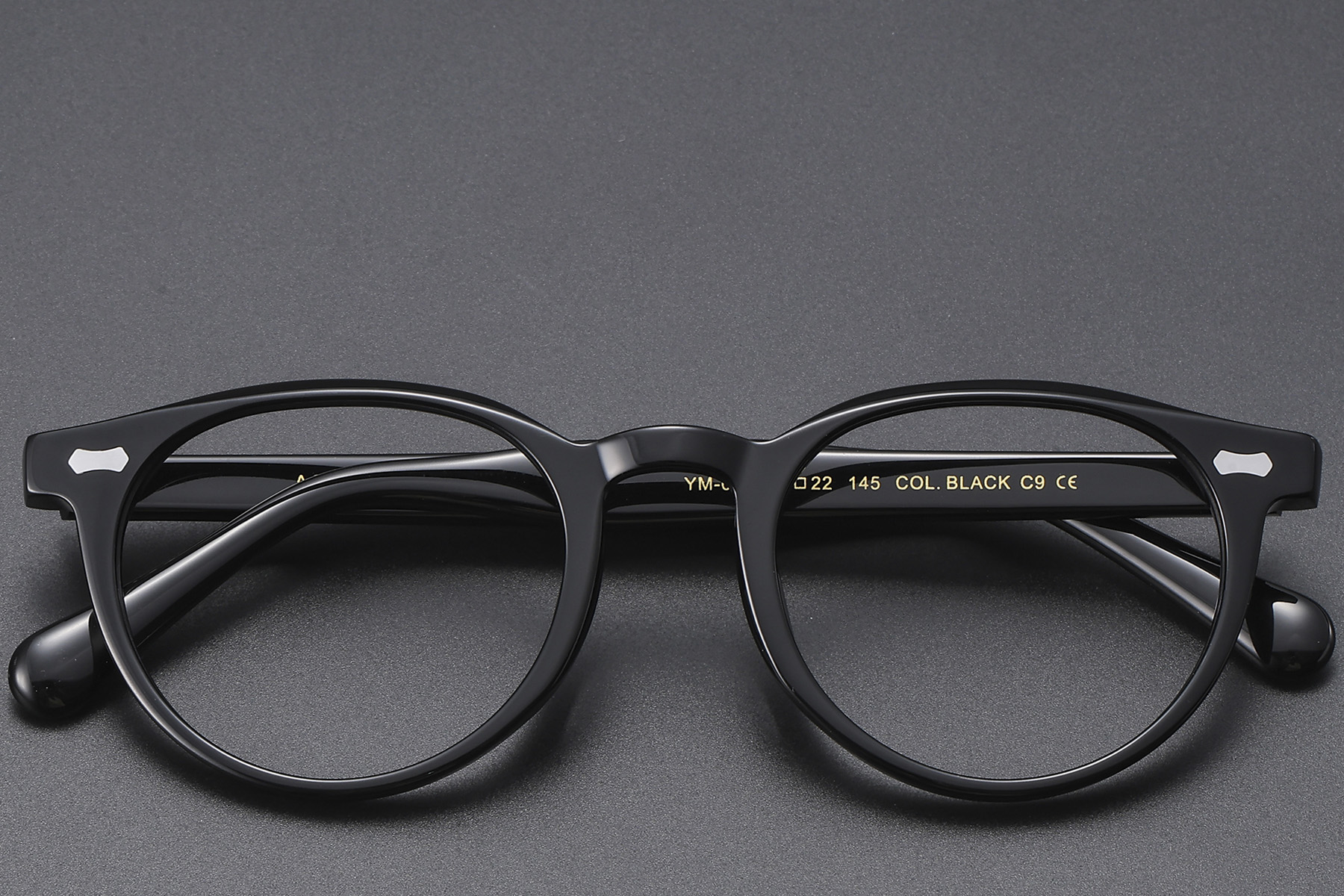 BS1913-0613_Black_Oval_TR90_glasses_front