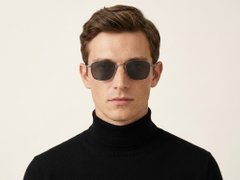 BS1913-0643_Grey_Rectangular_Titanium_sunglasses-tryon_male
