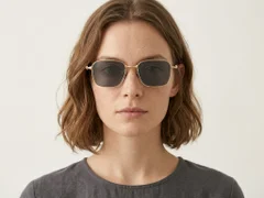 BS1913-0646_Golden_Rectangular_Titanium_sunglasses_corner-tryon_female