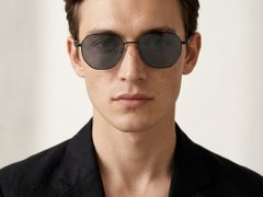 BS1913-0653_Black_Geometric_Titanium_sunglasses-tryon_male