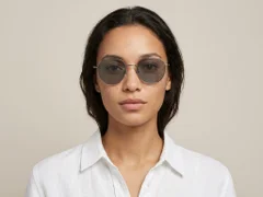 BS1913-0657_Grey_Geometric_Titanium_sunglasses-tryon_female