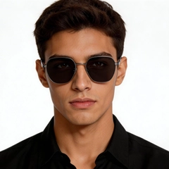 bs1913-0657_grey_geometric_titanium_sunglasses_model