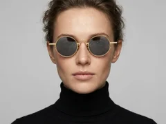 BS1913-0666_Golden_Round_Titanium_sunglasses-tryon_female