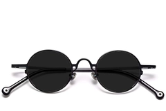 BS1913-0667_Black_Round_Titanium_sunglasses_front