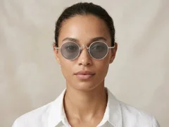 BS1913-0668_Silver_Round_Titanium_sunglasses_corner-tryon_female