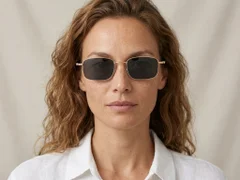 BS1913-0678_Golden_Rectangular_Titanium_sunglasses-tryon_female