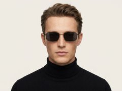 BS1913-0679_Black_Rectangular_Titanium_sunglasses-tryon_male