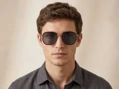 BS1913-0684_Black_Geometric_Metal_sunglasses-tryon_male