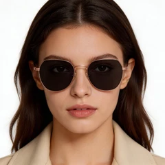 bs1913-0706_black_oval_titanium_sunglasses_model