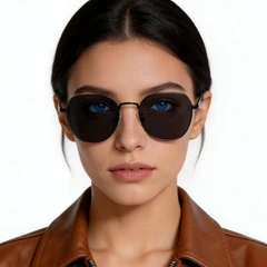 bs1913-0707_black_oval_titanium_sunglasses_model