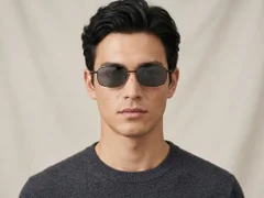 BS1913-0711_Black_Rectangular_Titanium_sunglasses-tryon_male