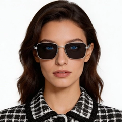 bs1913-0718_silver_rectangular_titanium_sunglasses_model