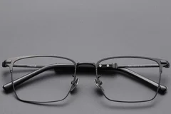 BS1913-0754_Black_Semi-rimless_Titanium_Glasses_front