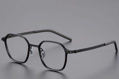BS1913-0758_Black_Rectangular_Titanium_Glasses_corner