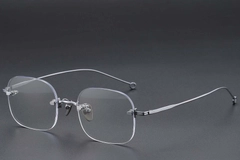 BS1913-0767_Silver_Invisible_Titanium_Glasses_corner