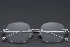 BS1913-0767_Silver_Invisible_Titanium_Glasses_front