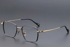BS1913-0824_Black_Rectangular_Titanium_glasses_corner