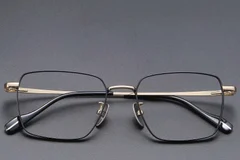 BS1913-0824_Black_Rectangular_Titanium_glasses_front