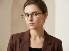 BS1913-0957_Black_Rectangular_Titanium_Glasses-tryon_female