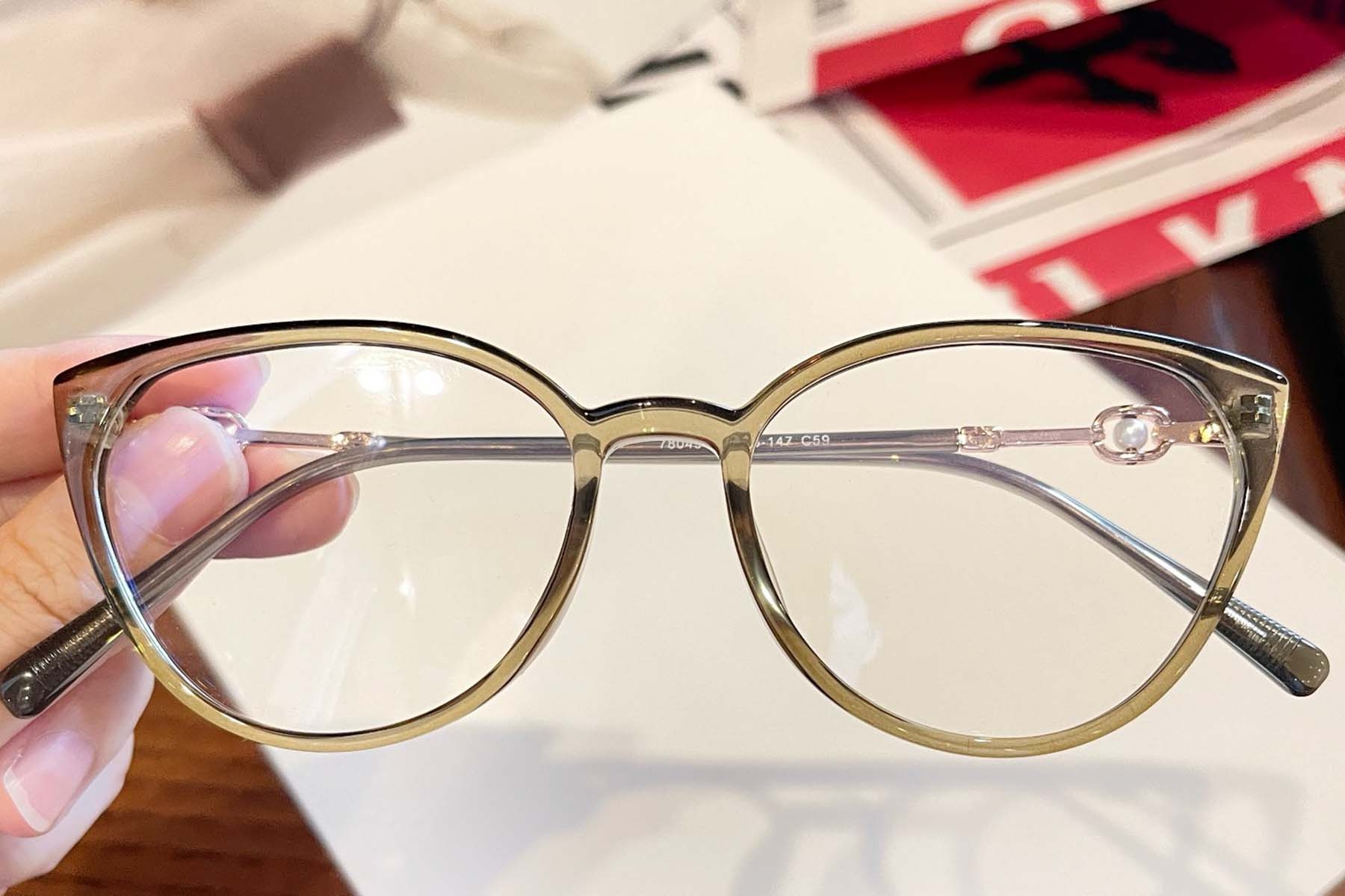 BS1924-0035_Green_Butterfly_TR90_Glasses_front