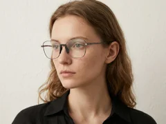 BS2012-0985_Grey_Butterfly_Metal_Glasses_corner-tryon_female
