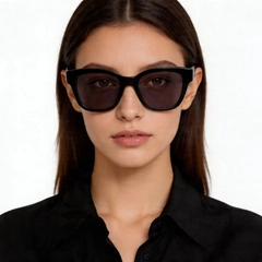 bs2012-1146_black_rectangular_acetate_sunglasses_model