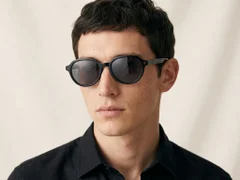 BS2012-1211_Black_Oval_Acetate_sunglasses_corner-tryon_male