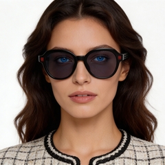 bs2012-1211_black_oval_acetate_sunglasses_model