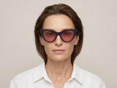 BS2012-1288_Blue_Butterfly_Acetate_sunglasses_corner-tryon_female
