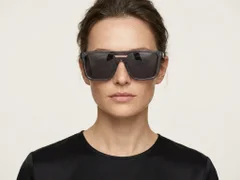 BS2012-1303_Grey_Aviator_Acetate_sunglasses_corner-tryon_female
