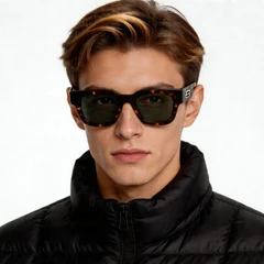 bs2012-1321_tortoiseshell_rectangular_acetate_sunglasses_model