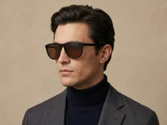 BS2012-1332_Black_Oval_Acetate_sunglasses-tryon_male