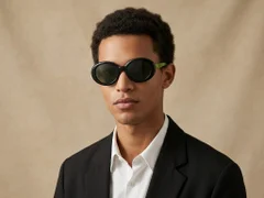 BS2012-1343_Black_Oval_Acetate_sunglasses_corner-tryon_male