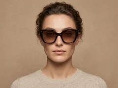 BS2012-1366_Tortoiseshell_Geometric_Acetate_sunglasses_corner-tryon_female